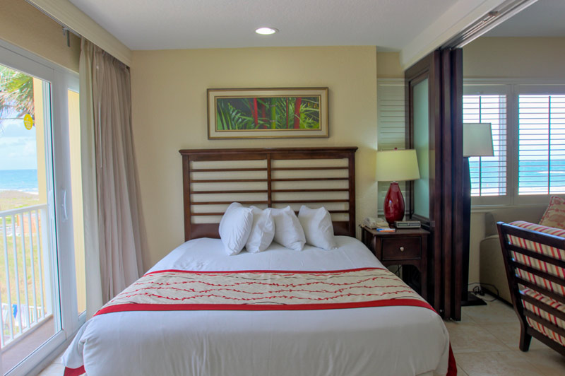 Deluxe Studio Suites at Sea Gardens Beach and Tennis Resort