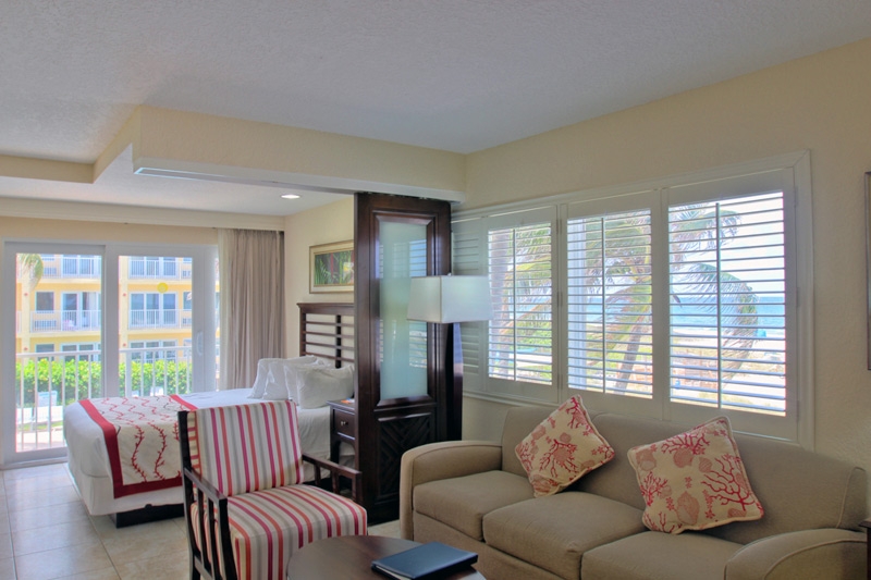 Ocean View Suite Living Room - Open Panel